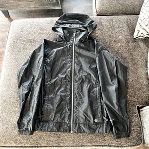 Women’s Columbia Windbreaker Rain Jacket‎